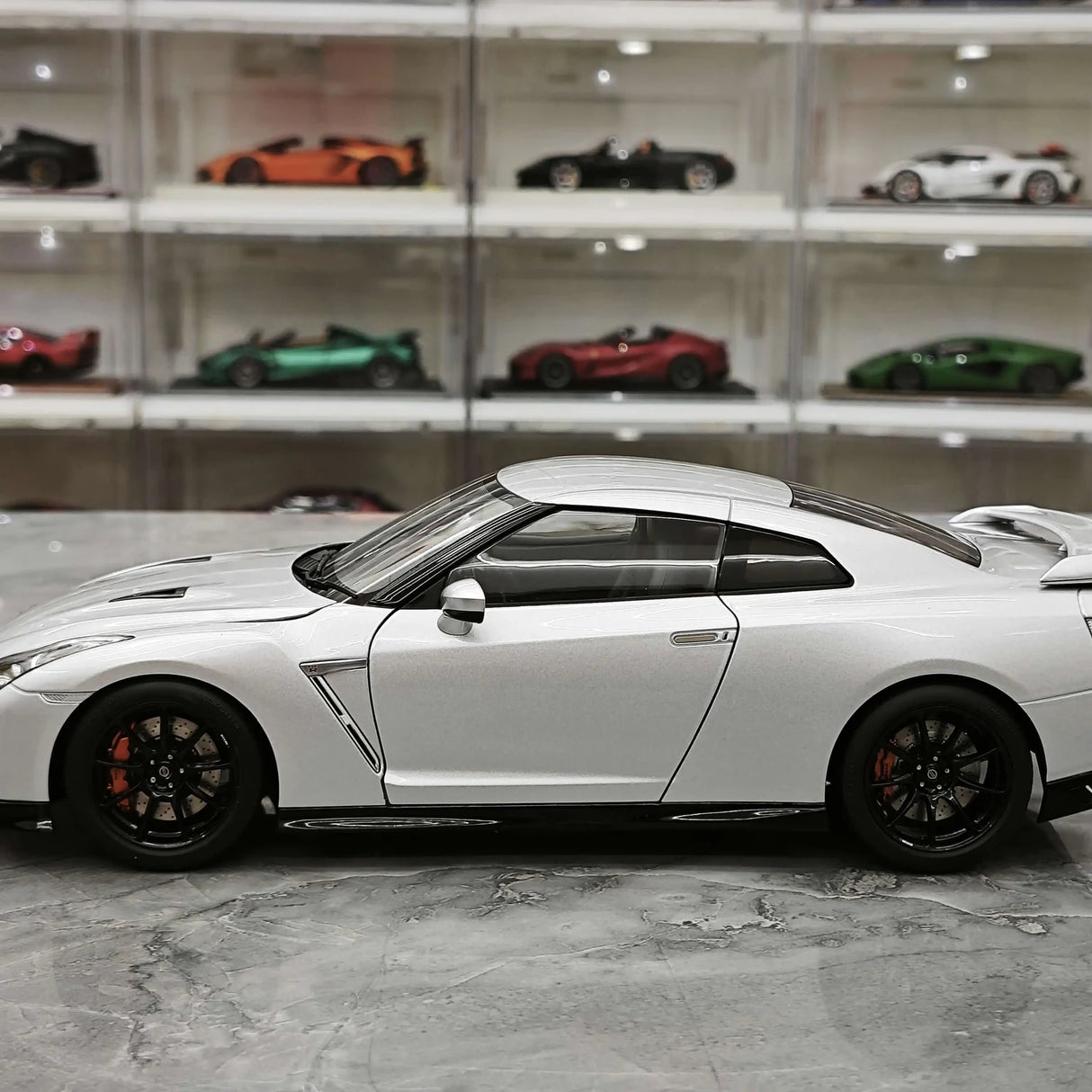 MotorHelix Nissan 2007 GT-R R35 Metal Silver 1:18 – Collectible Diecast Model Die-Cast