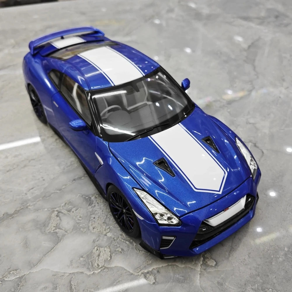 [MotorHelix] 1:18 Nissan 2019 GT-R R35 50th Anniversary bleu voiture miniature Die-Cast