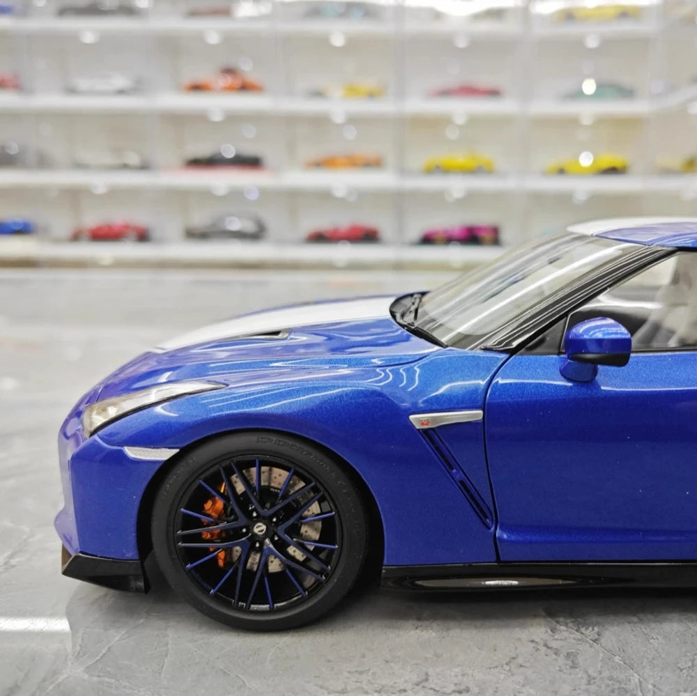 [MotorHelix] 1:18 Nissan 2019 GT-R R35 50th Anniversary bleu voiture miniature Die-Cast
