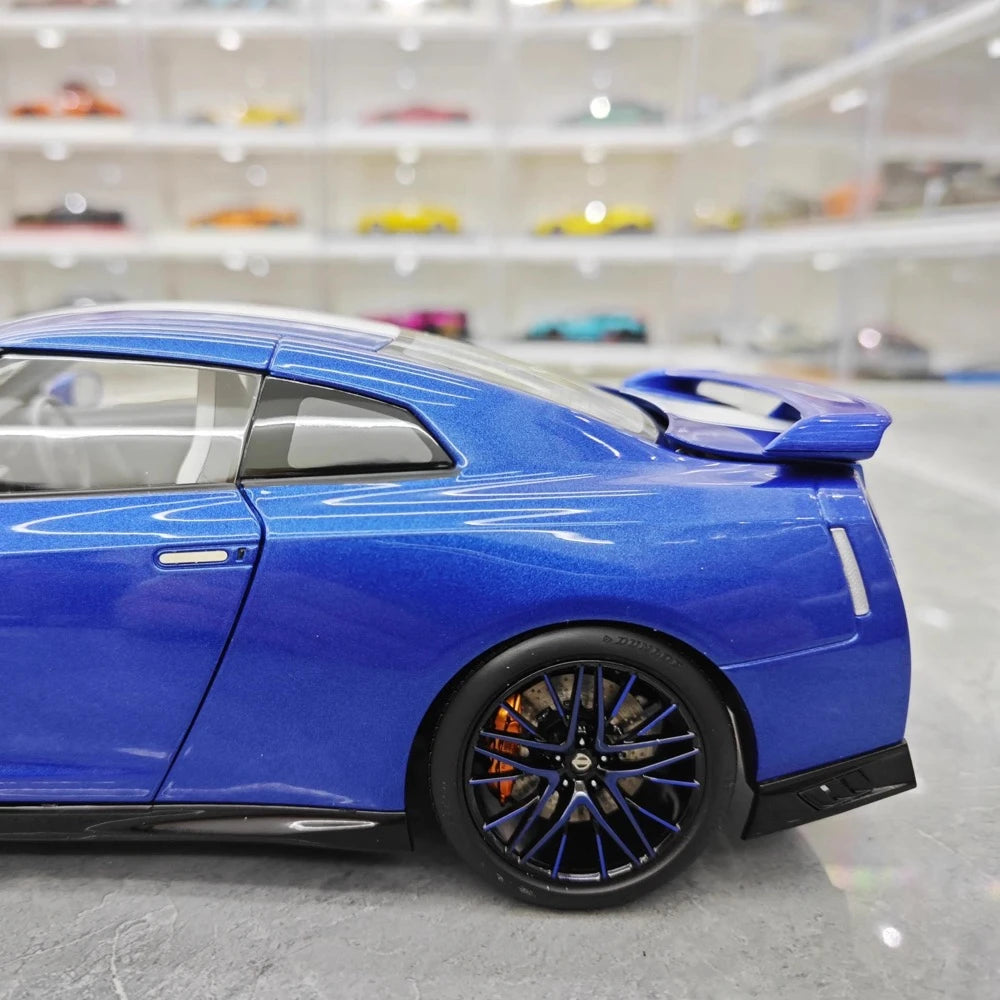 [MotorHelix] 1:18 Nissan 2019 GT-R R35 50th Anniversary bleu voiture miniature Die-Cast