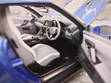 [MotorHelix] 1:18 Nissan 2019 GT-R R35 50th Anniversary Blue Model Car Die-Cast