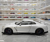 [MotorHelix] 1:18 Nissan 2019 GT-R R35 50th Anniversary Silver Model Car Die-Cast