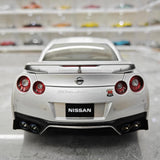 [MotorHelix] 1:18 Nissan 2019 GT-R R35 50th Anniversary Silver Model Car Die-Cast