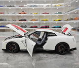 [MotorHelix] 1:18 Nissan 2019 GT-R R35 50th Anniversary blanc voiture miniature Die-Cast