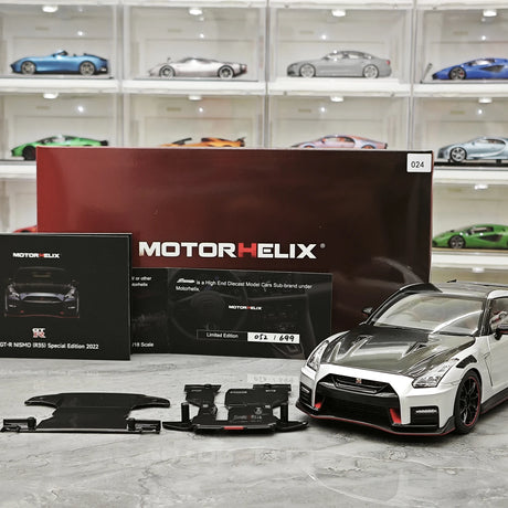 MotorHelix Nissan 2022 GT-R NISMO Special Edition Silver 1:18 – Modello da collezione in pressofuso