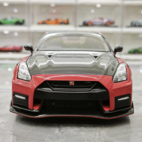MotorHelix Nissan 2022 GT-R NISMO Special Edition Red 1:18 – Modello Pressofuso da collezione