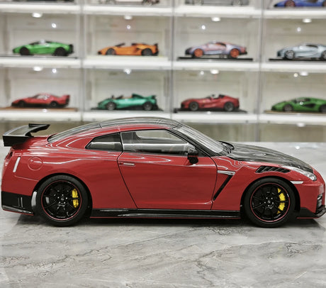 MotorHelix Nissan 2022 GT-R NISMO Special Edition Red 1:18 – Modello Pressofuso da collezione