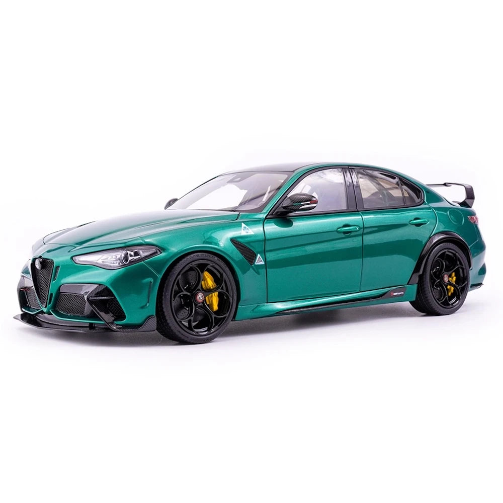 [MotorHelix] 1:18 Alfa Romeo 2020 Giulia GTA vert voiture miniature Die-Cast