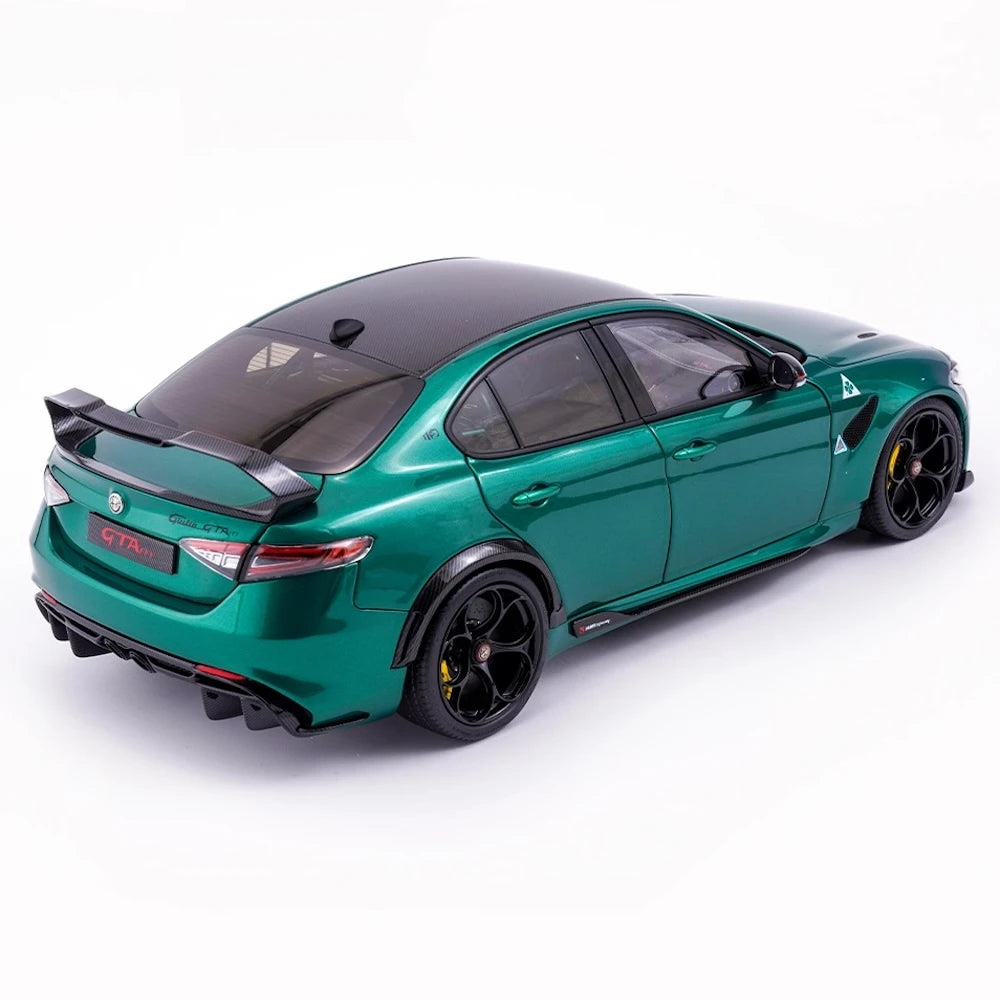 [MotorHelix] 1:18 Alfa Romeo 2020 Giulia GTA vert voiture miniature Die-Cast