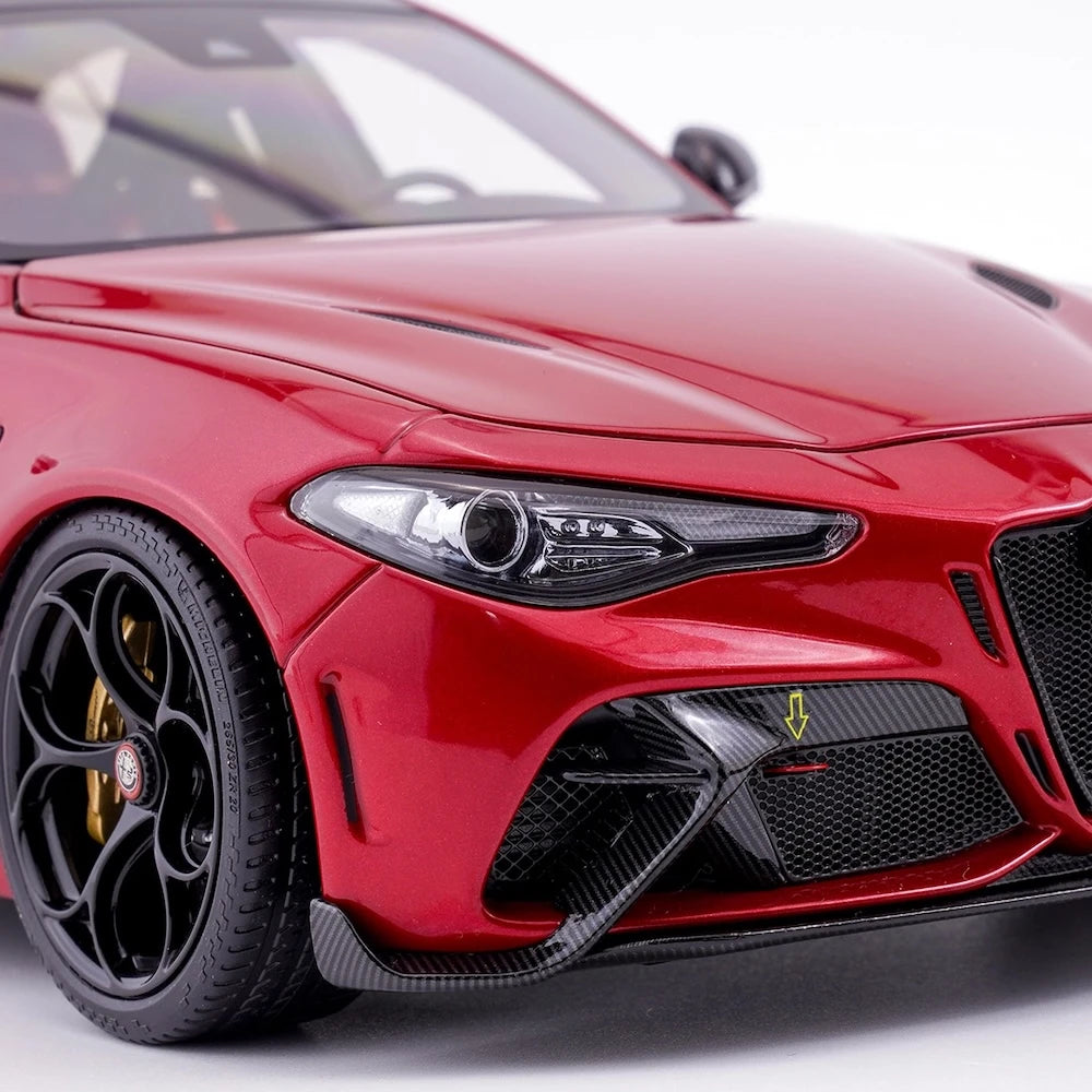 [MotorHelix] 1:18 Alfa Romeo 2020 Giulia GTA rood modelauto Die-Cast