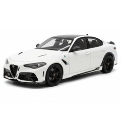 [MotorHelix] 1:18 Alfa Romeo 2020 Giulia GTA White Model Car Die-Cast