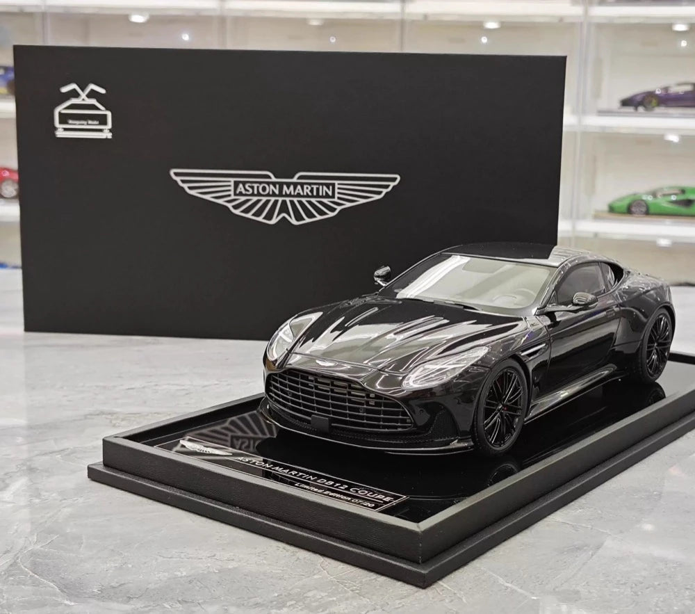 [MotorHelix] 1:18 Aston Martin 2023 DB12 Coupe Black Model Car Resin