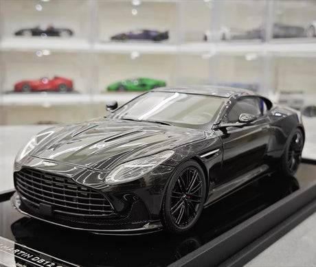 [MotorHelix] 1:18 Aston Martin 2023 DB12 Coupe Black Model Car Resin