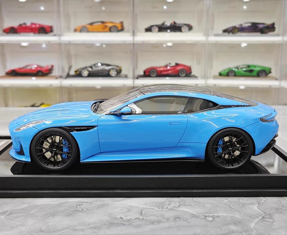 [MotorHelix] 1:18 Aston Martin 2023 DB12 Coupe Cyan Model Car Resin