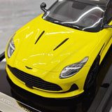 [MotorHelix] 1:18 Aston Martin 2023 DB12 Coupe Yellow Model Car Resin