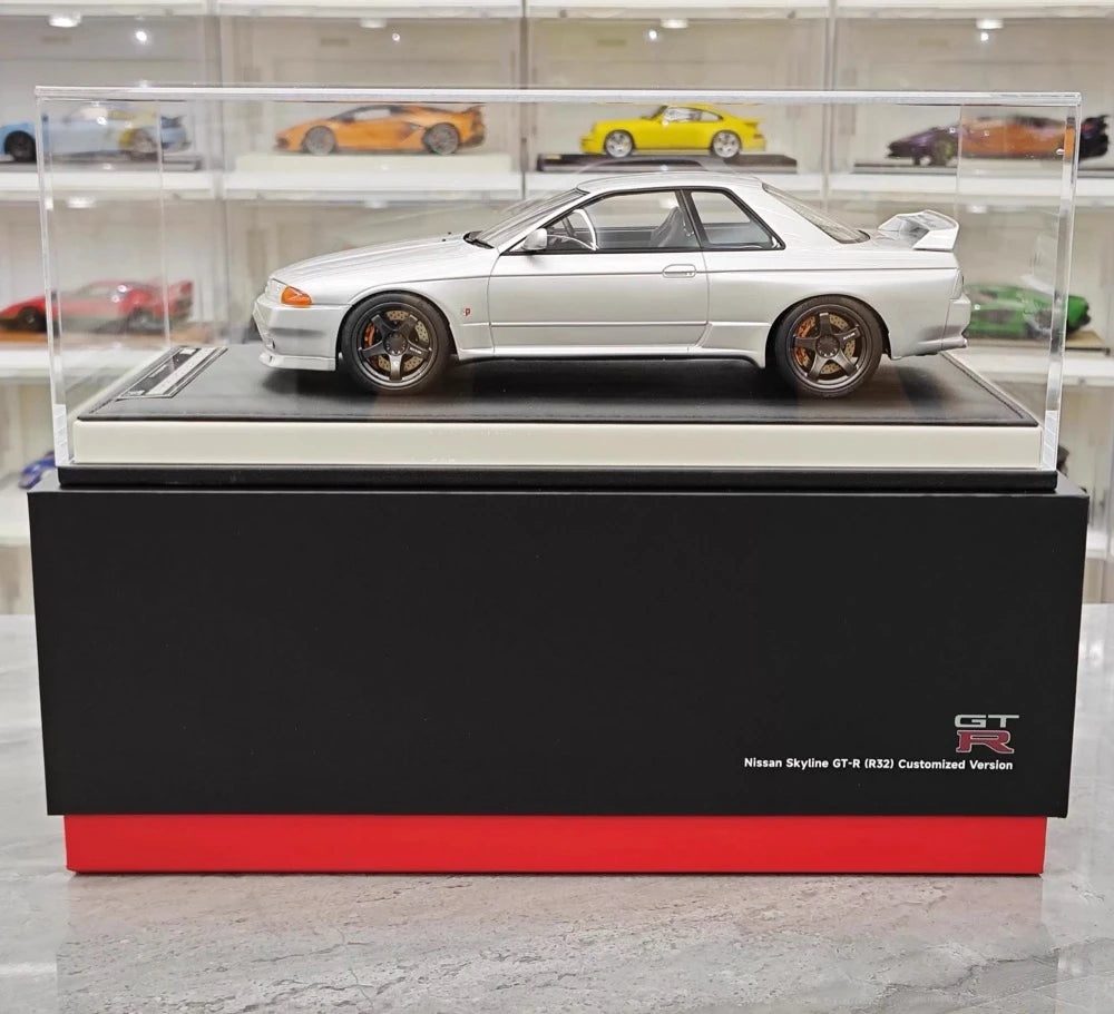 [MotorHelix] 1:18 Nissan 1990 Skyline GTR R32 Silver Model Car Resin