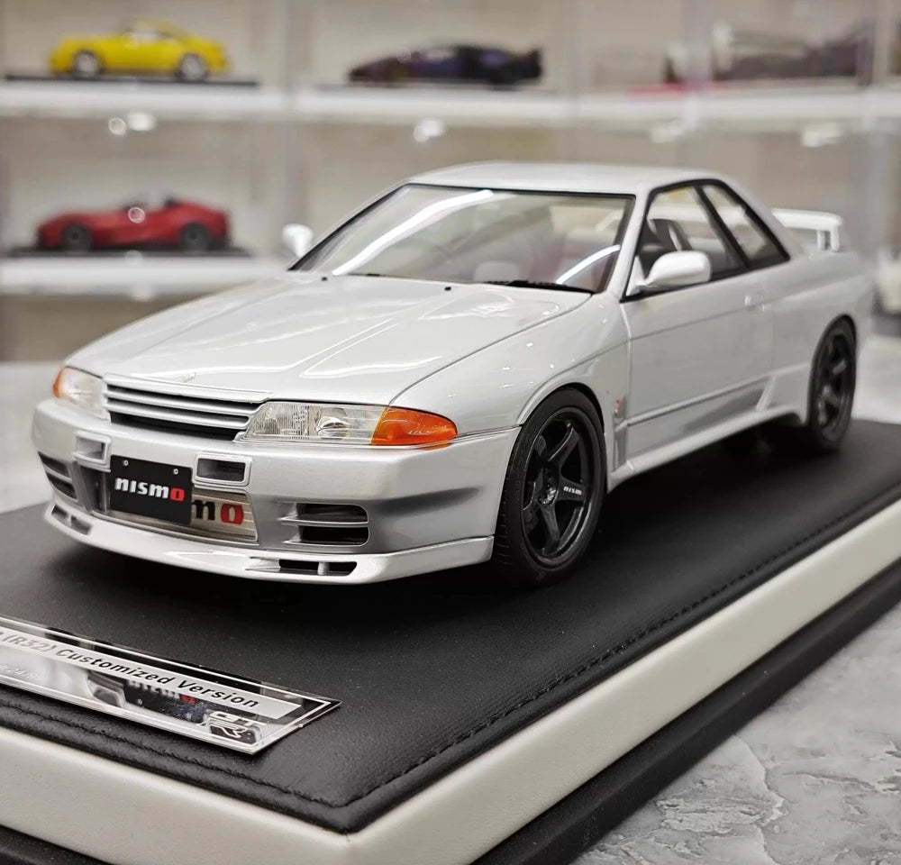 [MotorHelix] 1:18 Nissan 1990 Skyline GTR R32 Silver Model Car Resin
