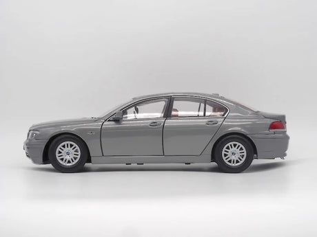 [MotorMax] 1:18 BMW 2002 E65 745i Gray Model Car Die-Cast