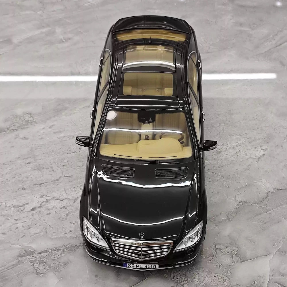 [MotorHelix] 1:18 Mercedes-Benz 2010 W221 S600L Black Model Car Die-Cast