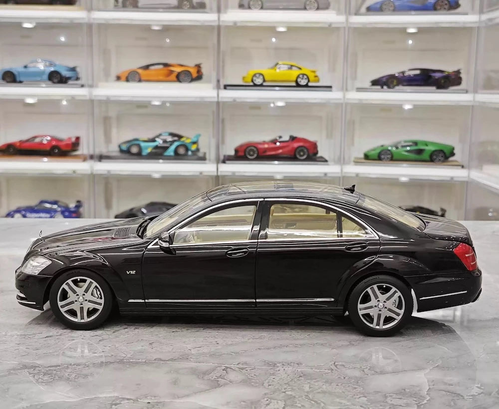 [MotorHelix] 1:18 Mercedes-Benz 2010 W221 S600L Black Model Car Die-Cast