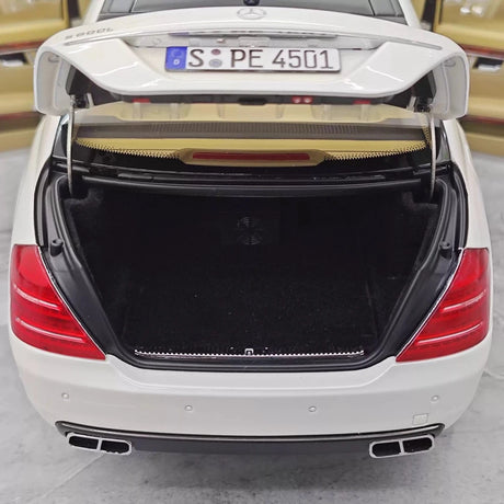 [MotorHelix] 1:18 Mercedes-Benz 2010 W221 S600L White Model Car Die-Cast