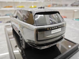 [MotorHelix] 1:18 Land Rover 2022 Range Rover SV Gray Model Car Resin