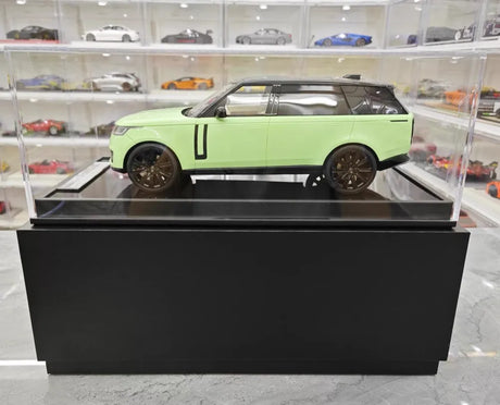 [MotorHelix] 1:18 Land Rover 2022 Range Rover SV Green Model Car Resin