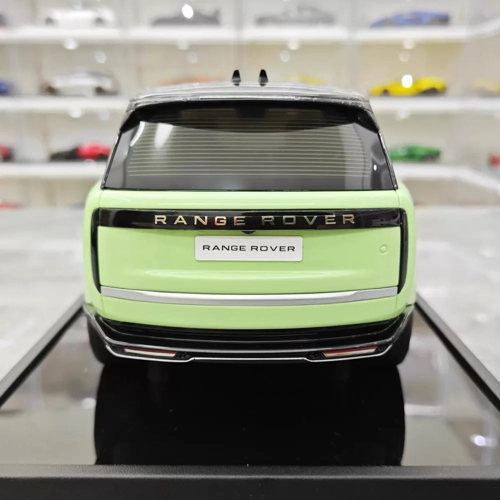 [MotorHelix] 1:18 Land Rover 2022 Range Rover SV Green Model Car Resin