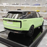 [MotorHelix] 1:18 Land Rover 2022 Range Rover SV グリーン モデルカー レジン