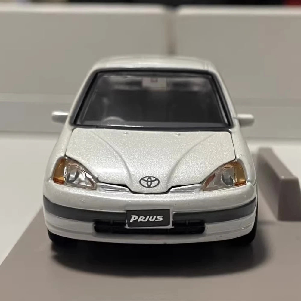 [Mtech] 1:43 Toyota 1997 Prius NHW10 White Model Car Die-Cast