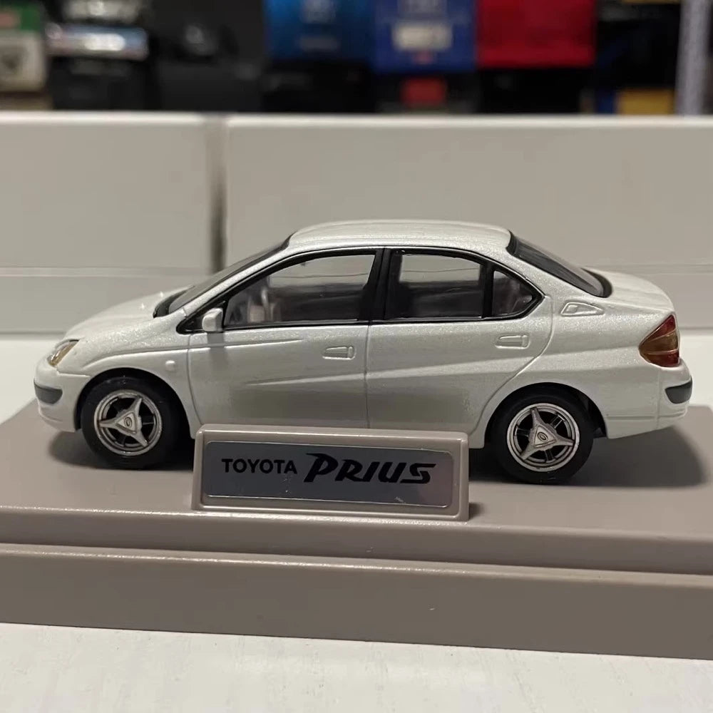 [Mtech] 1:43 Toyota 1997 Prius NHW10 White Model Car Die-Cast