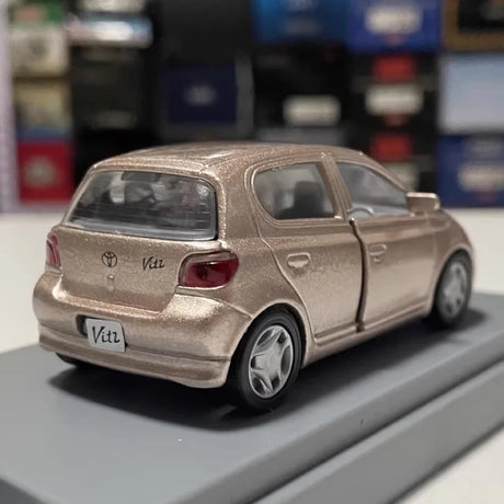[Mtech] 1:43 Toyota 1999 Vitz Gold Model Car Die-Cast