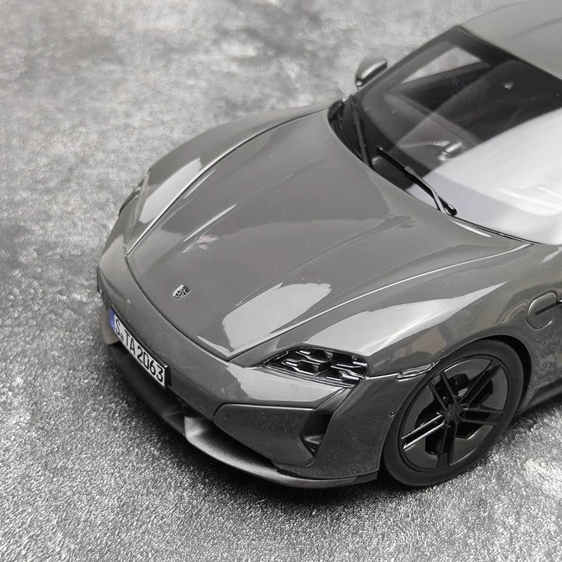 [NOREV] 1:18 Porsche 2024 Taycan Turbo S Slate Grey Neo Model Car Die-Cast