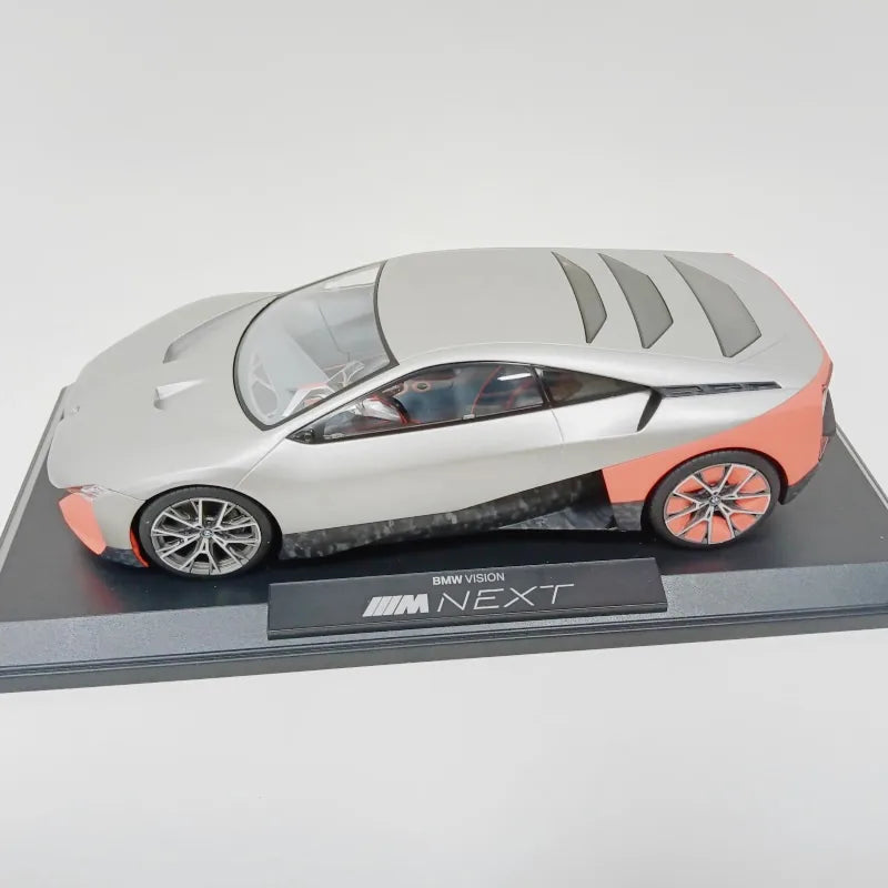 [NZG] 1:18 BMW 2019 Vision M Next Silver Model Car Resin