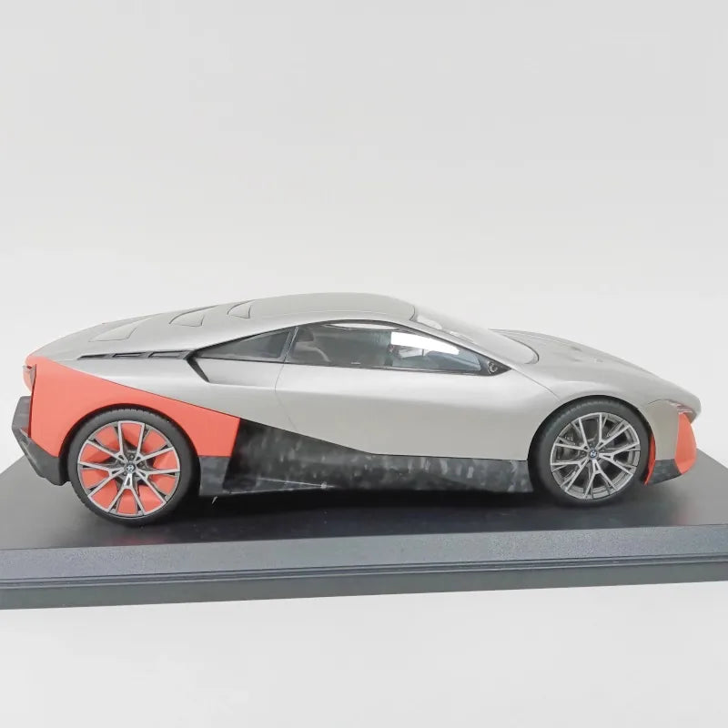 [NZG] 1:18 BMW 2019 Vision M Next Silver Model Car Resin