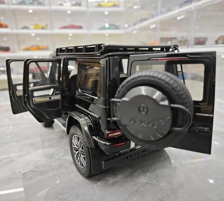 [NZG] 1:18 Mercedes-AMG 2018 G63 4x4 Black Model Car Die-Cast