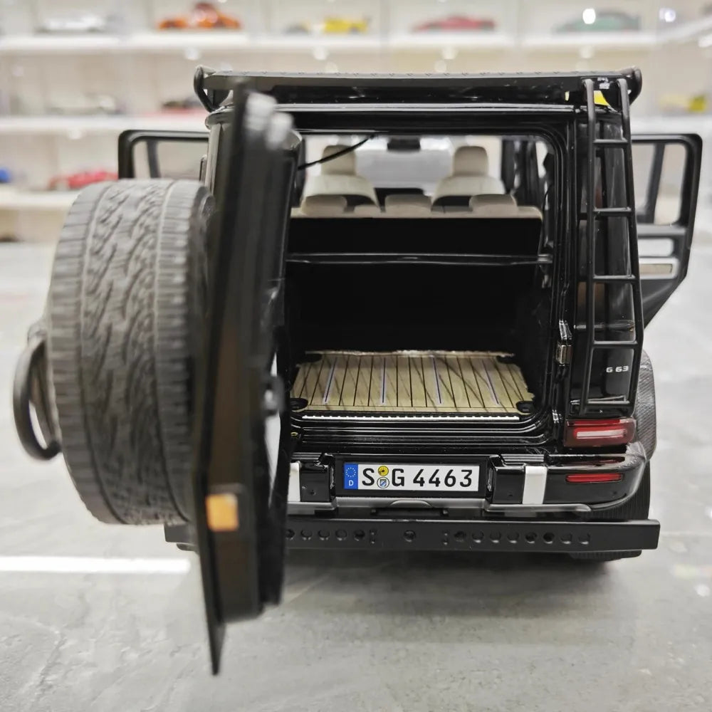 [NZG] 1:18 Mercedes-AMG 2018 G63 4x4 Black Model Car Die-Cast