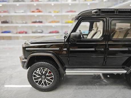 [NZG] 1:18 Mercedes-AMG 2018 G63 4x4 Black Model Car Die-Cast