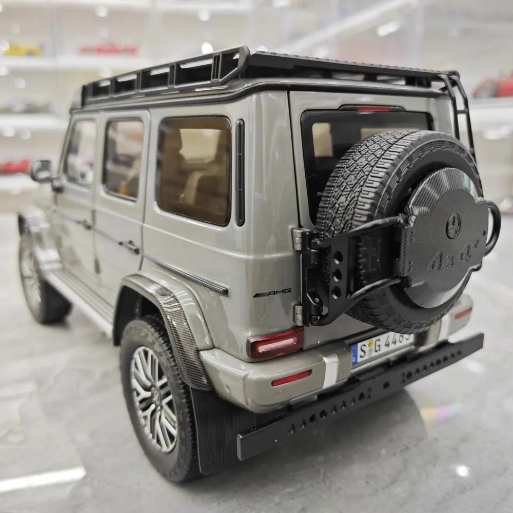 [NZG] 1:18 Mercedes-AMG 2018 G63 4x4 grå modellbil Die-Cast
