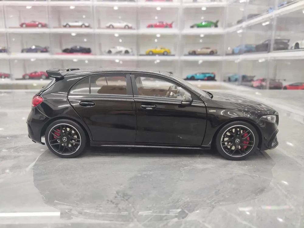 [NZG] 1:18 Mercedes-AMG 2020 A45 S Black Model Car Die-Cast