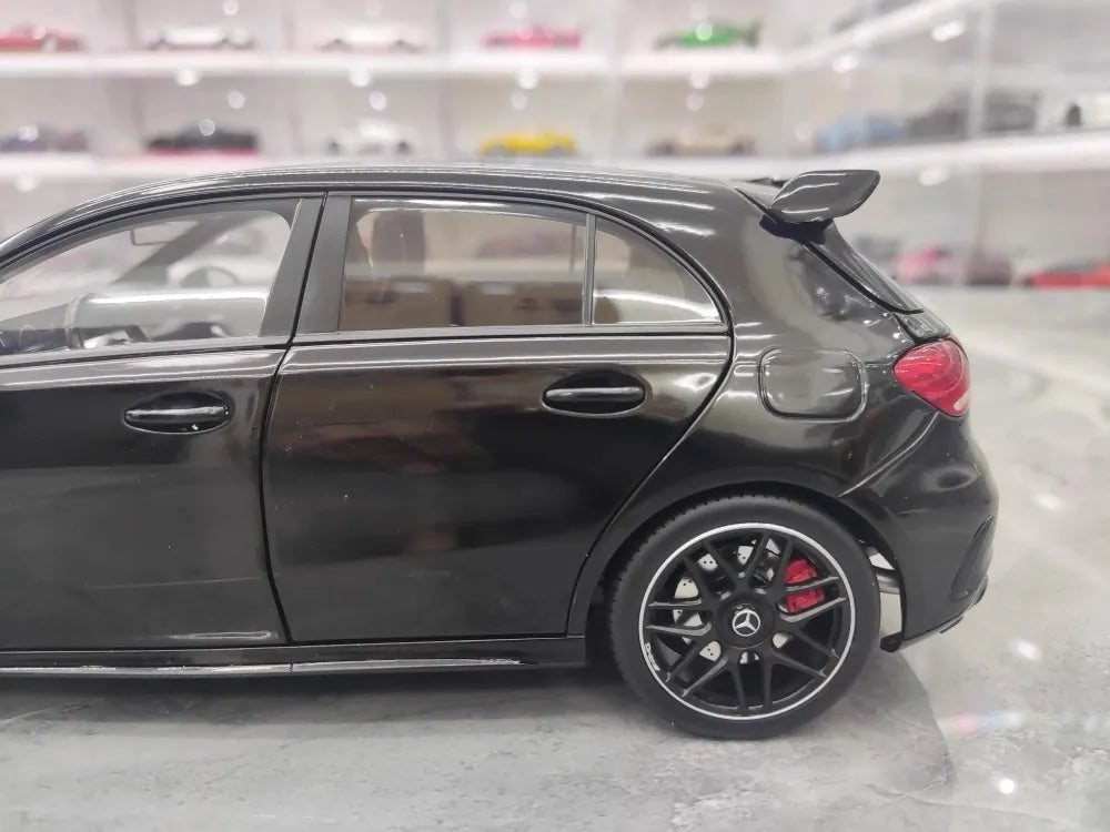 [NZG] 1:18 Mercedes-AMG 2020 A45 S Black Model Car Die-Cast