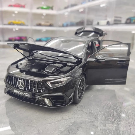 [NZG] 1:18 Mercedes-AMG 2020 A45 S Black Model Car Die-Cast