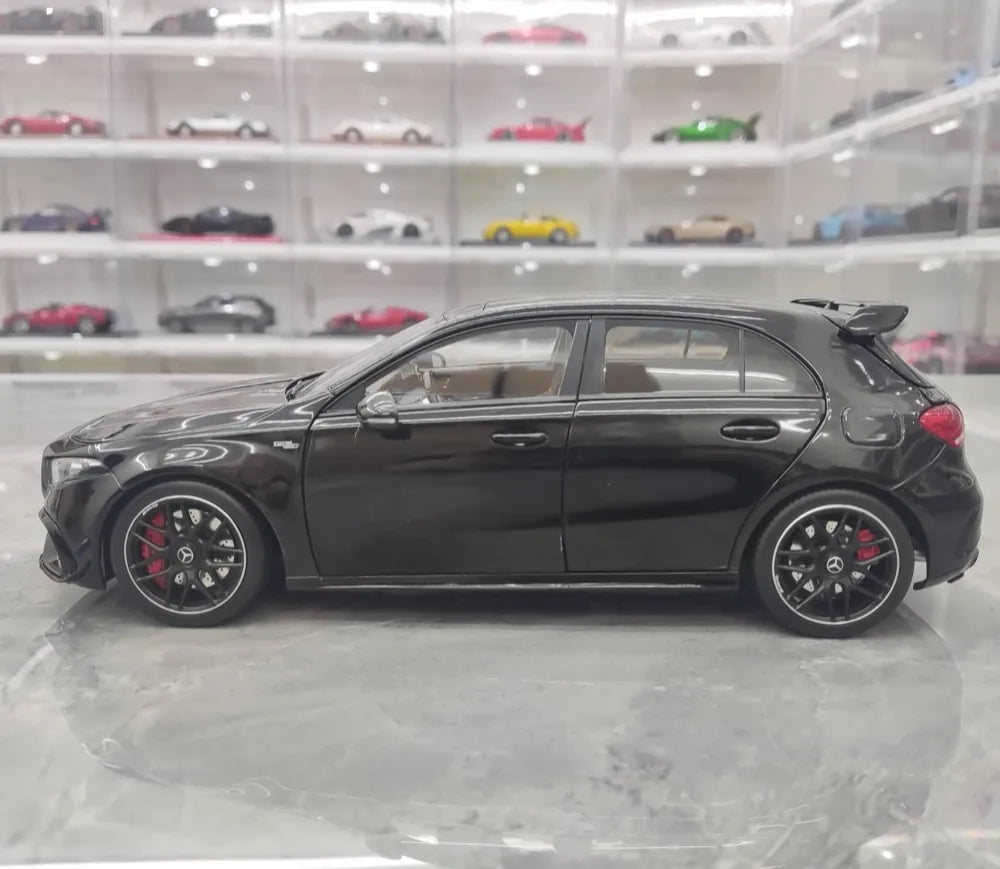[NZG] 1:18 Mercedes-AMG 2020 A45 S Black Model Car Die-Cast