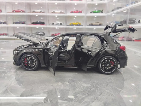 [NZG] 1:18 Mercedes-AMG 2020 A45 S Black Model Car Die-Cast