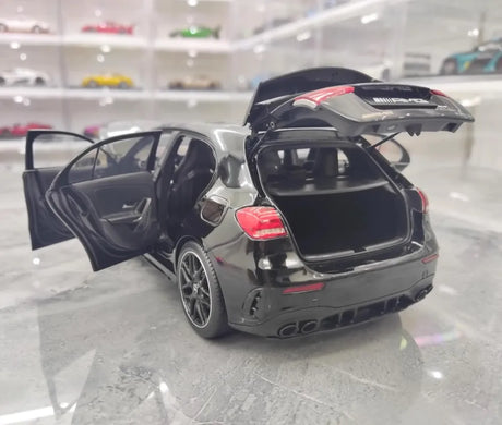 [NZG] 1:18 Mercedes-AMG 2020 A45 S Black Model Car Die-Cast