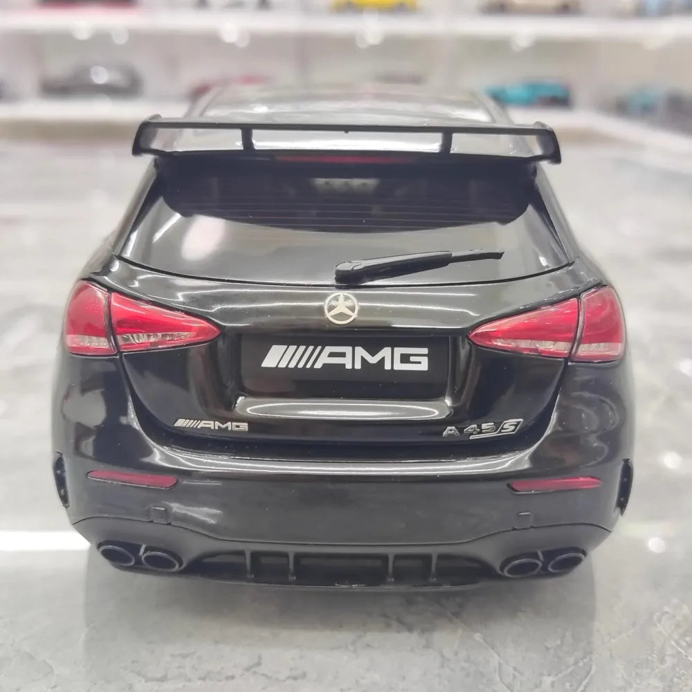 [NZG] 1:18 Mercedes-AMG 2020 A45 S Black Model Car Die-Cast