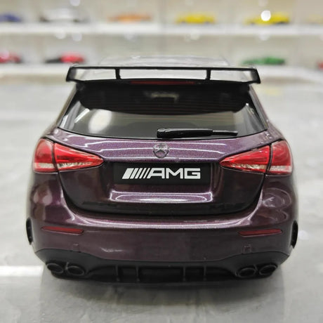 [NZG] 1:18 Mercedes-AMG 2020 A45 S paars modelauto Die-Cast