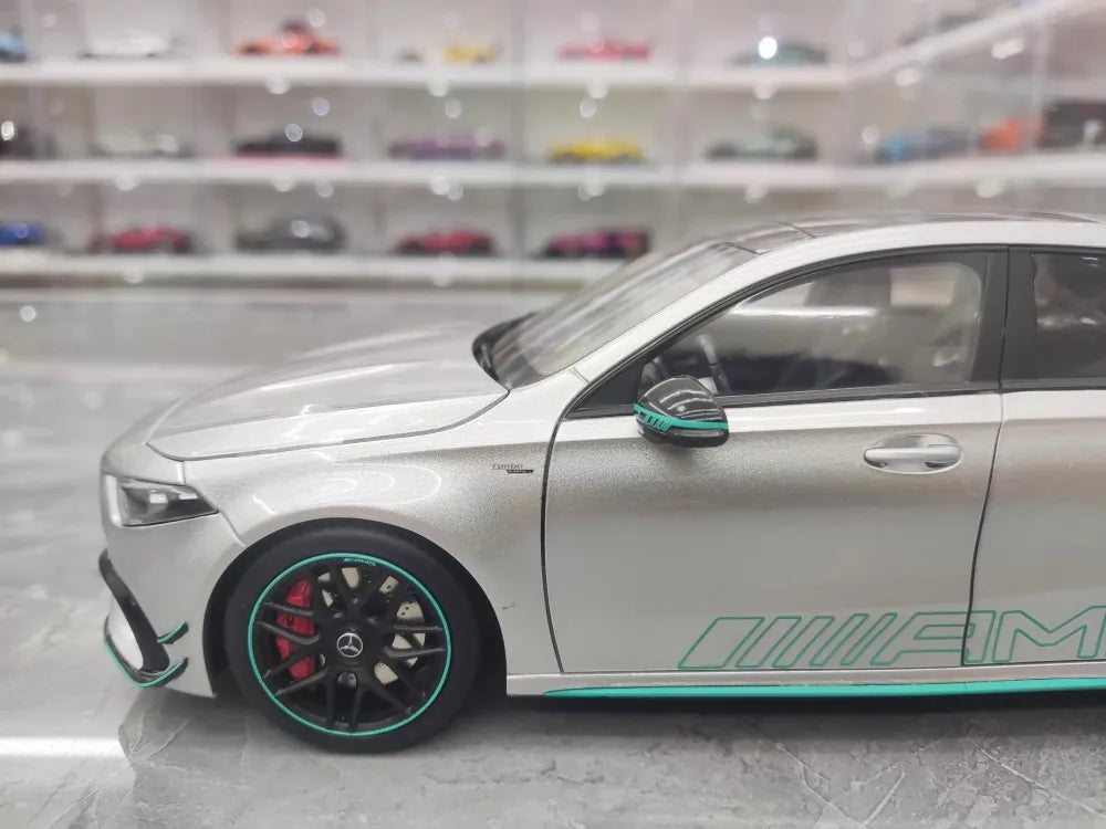 [NZG] 1:18 Mercedes-AMG 2020 A45 S Silver Model Car Die-Cast