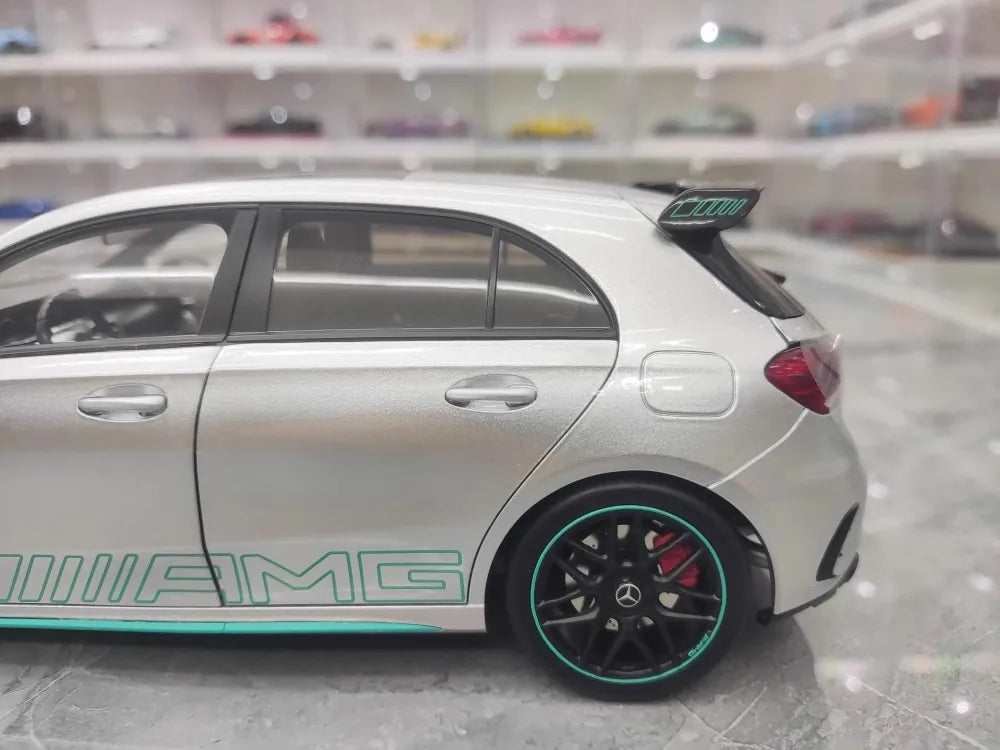 [NZG] 1:18 Mercedes-AMG 2020 A45 S Silver Model Car Die-Cast