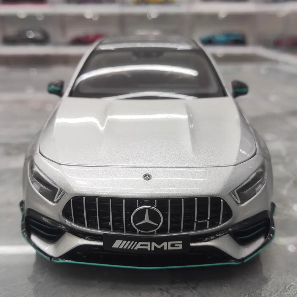 [NZG] 1:18 Mercedes-AMG 2020 A45 S Silver Model Car Die-Cast